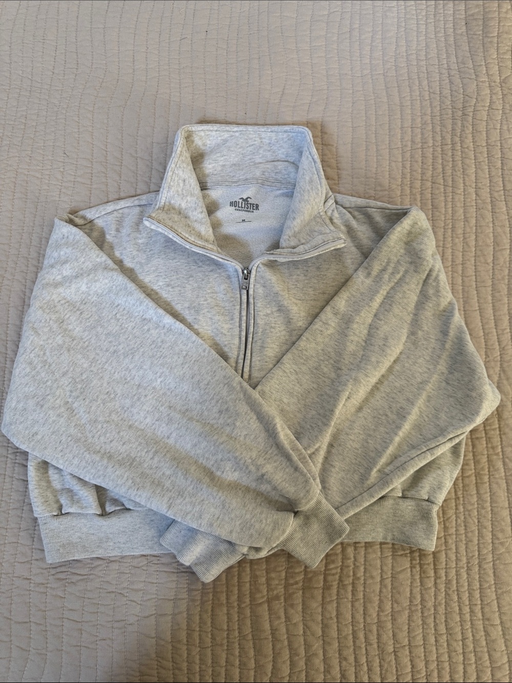 Hollister Women's Gray Half-Zip Pullover Sweater